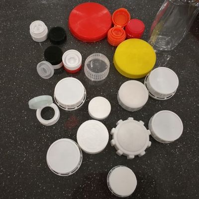 Plastikowe zakrętki do butelek z PE ISO9001 Plastikowe zakrętki 38 mm z zabezpieczeniem przed dziećmi