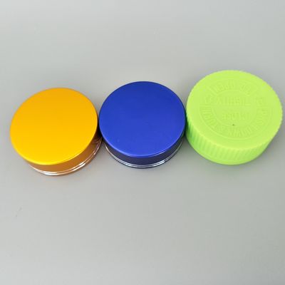 Plastikowe zakrętki do butelek z PE ISO9001 Plastikowe zakrętki 38 mm z zabezpieczeniem przed dziećmi